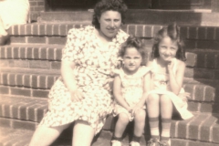 1946-Rosie-Becky-Bernice-Leah-Jersey-City-NJ